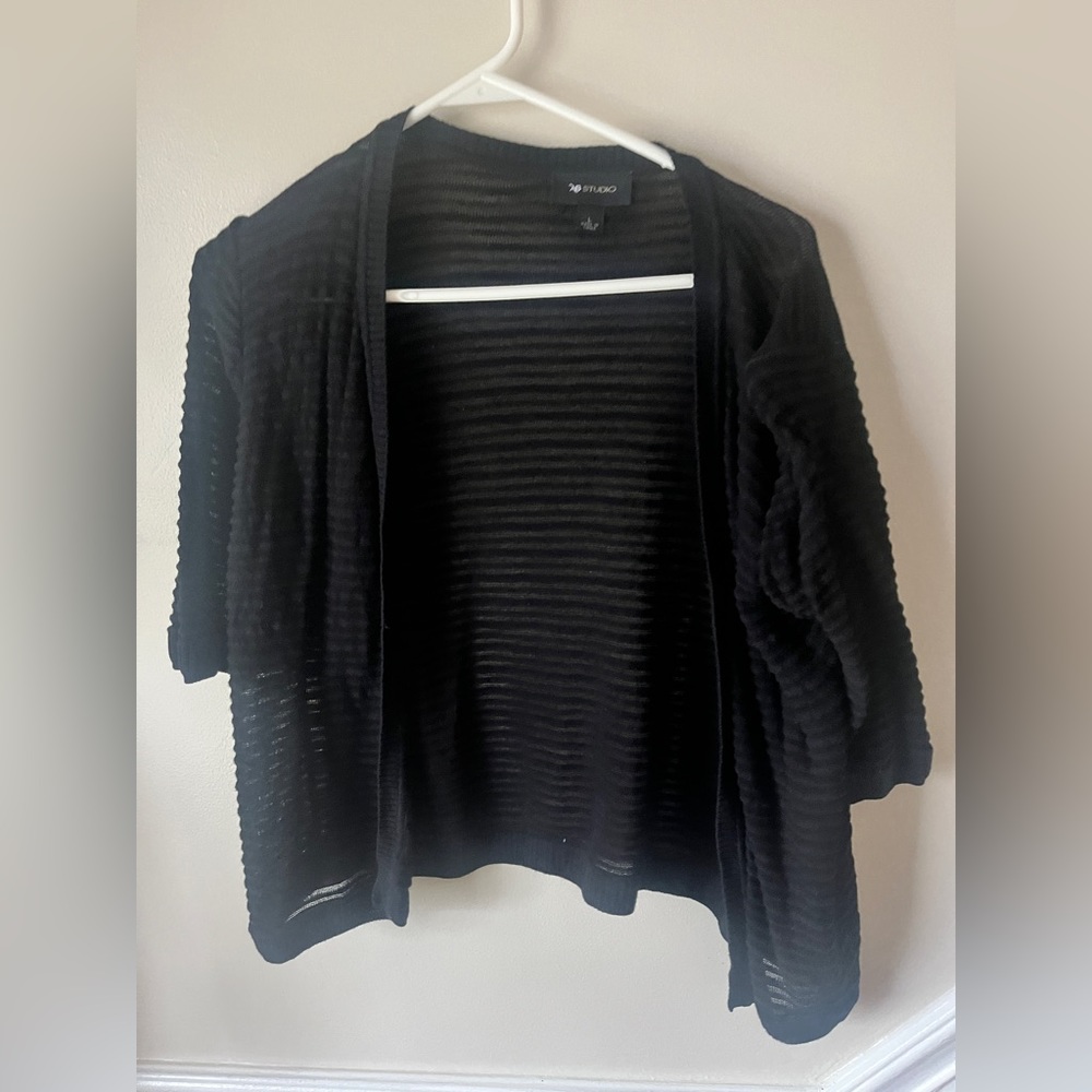 An studio cardigan